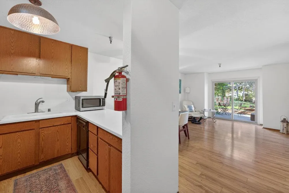 121 Vista Prieta Santa Cruz, CA 95062