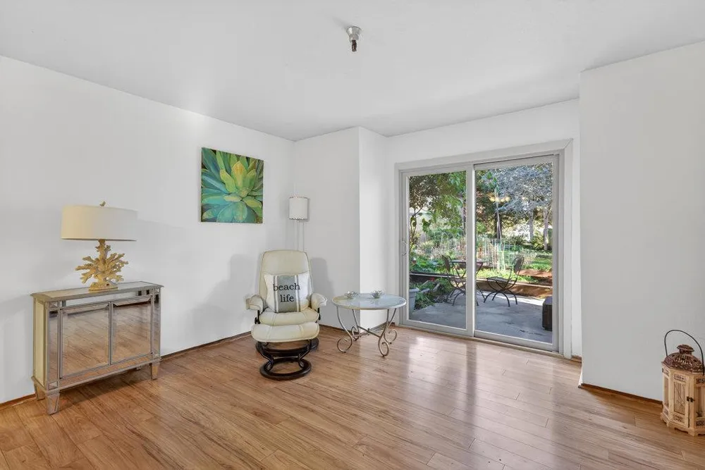 121 Vista Prieta Santa Cruz, CA 95062