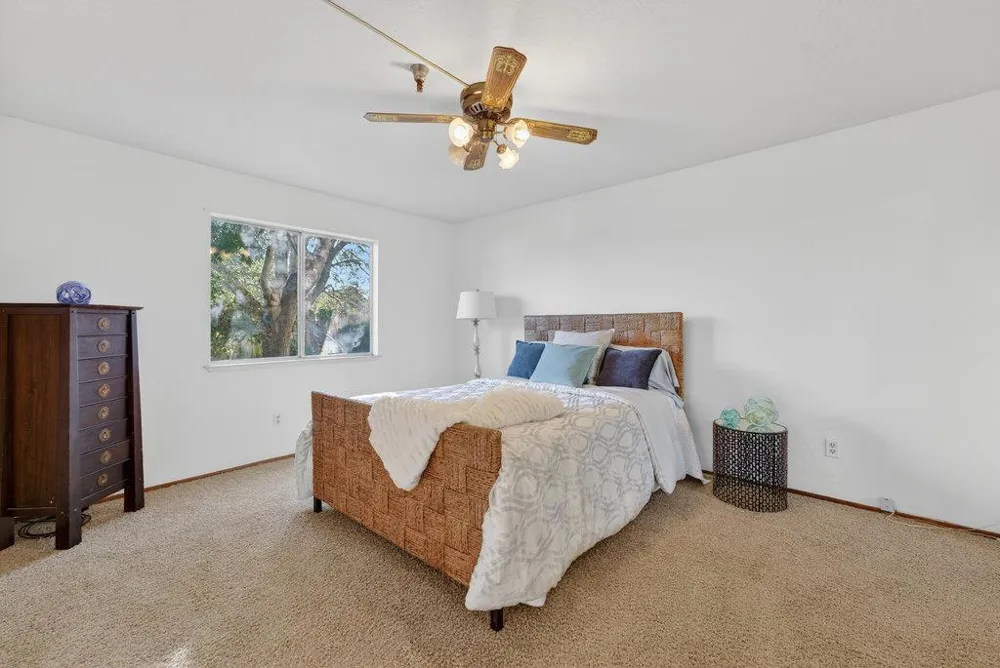 121 Vista Prieta Santa Cruz, CA 95062
