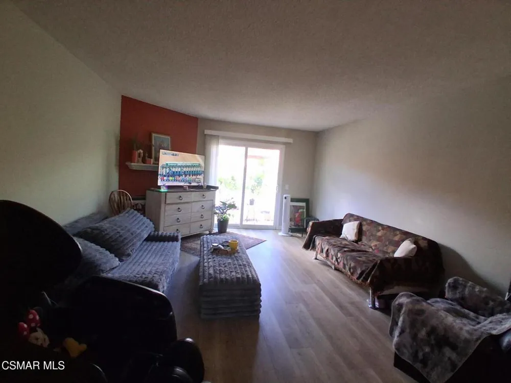 1246 Patricia Avenue #28 Simi Valley, CA 93065