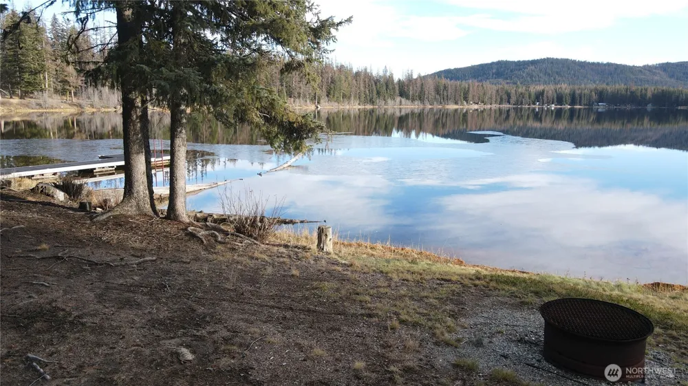 5 Moore Riverside, WA 98840