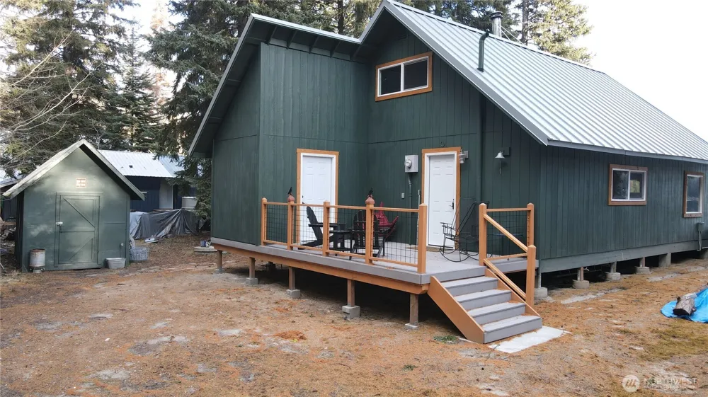 5 Moore Riverside, WA 98840
