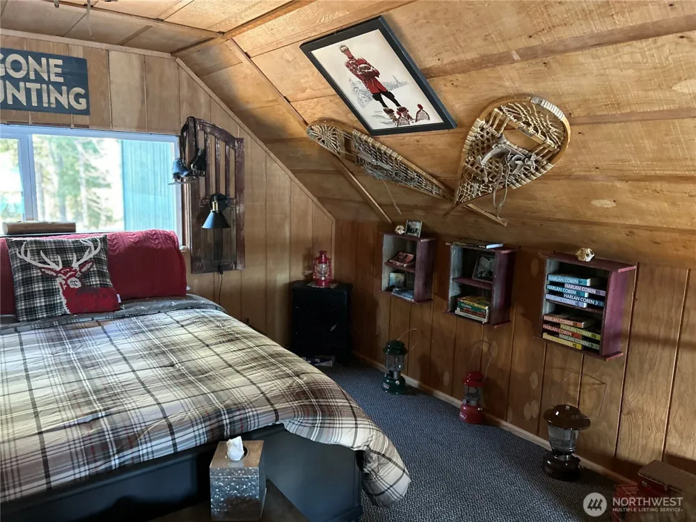 5 Moore Riverside, WA 98840
