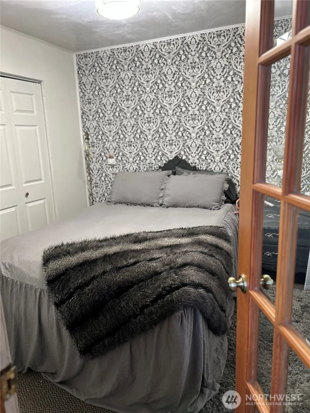5 Moore Riverside, WA 98840