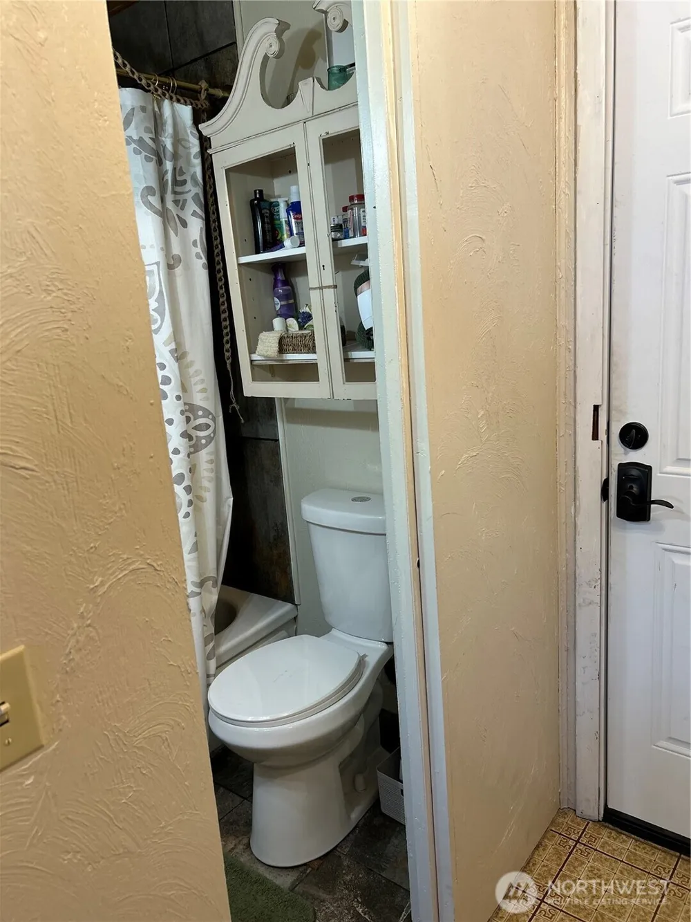 5 Moore Riverside, WA 98840