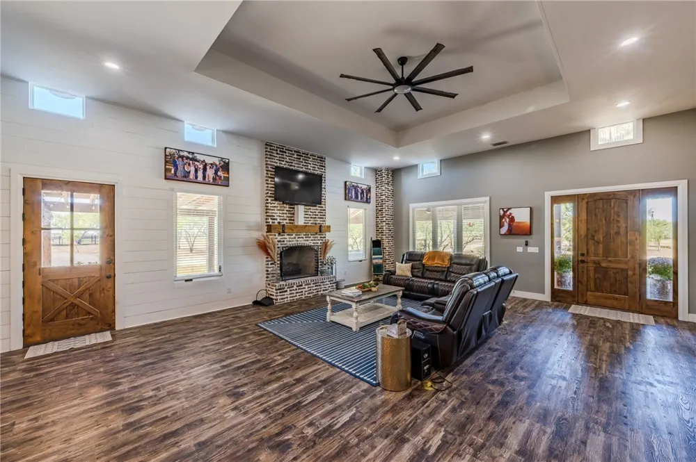 5133 County Road 95 Robstown, TX 78380