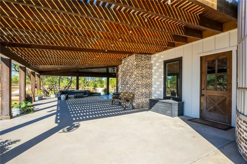 5133 County Road 95 Robstown, TX 78380