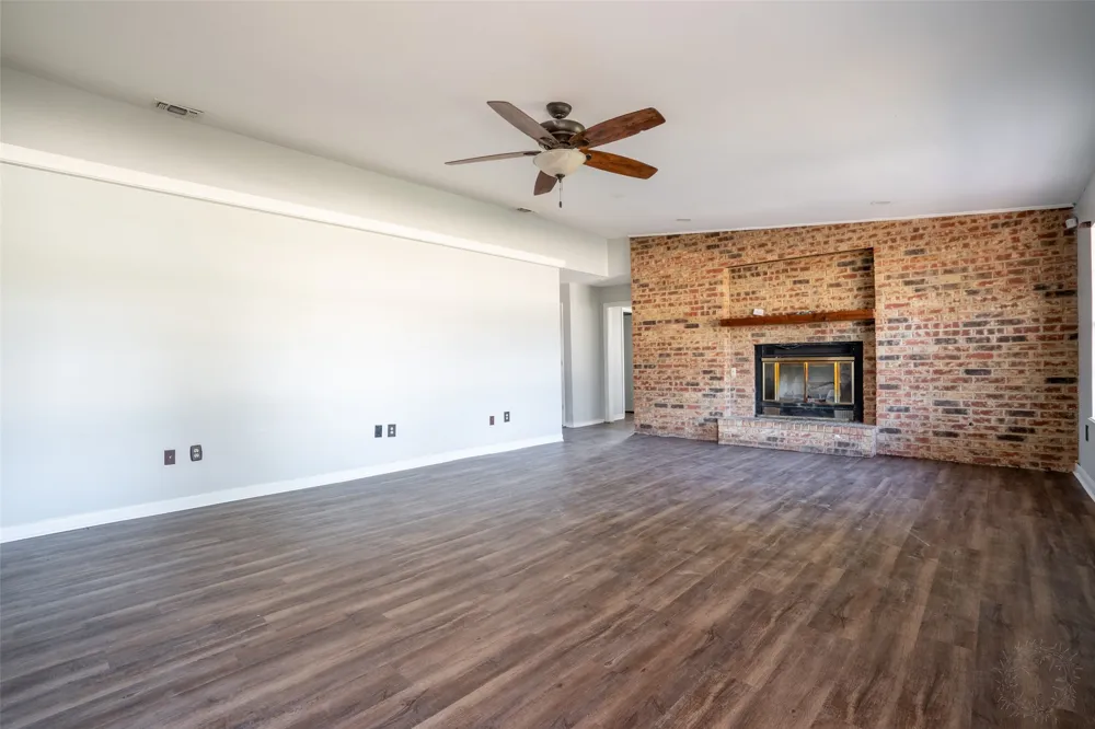 601 Henry St Street Dublin, TX 76446