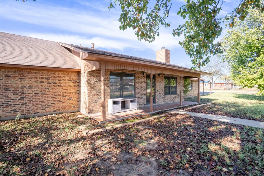 601 Henry St Street Dublin, TX 76446