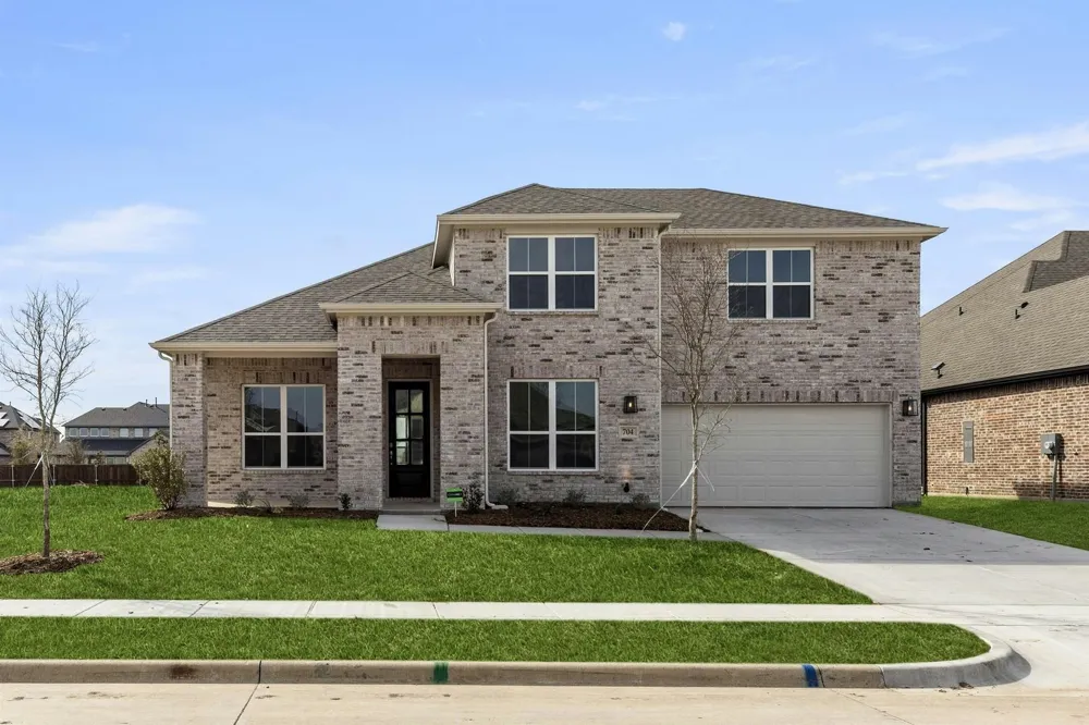 808 Stone Eagle Drive Azle, TX 76020