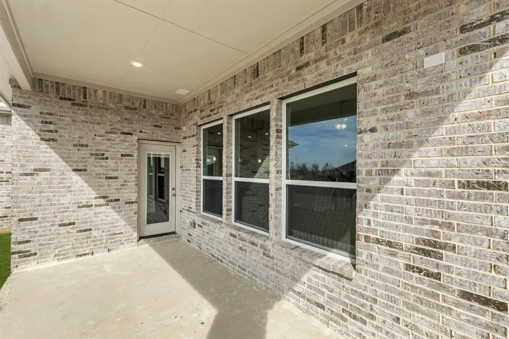 808 Stone Eagle Drive Azle, TX 76020