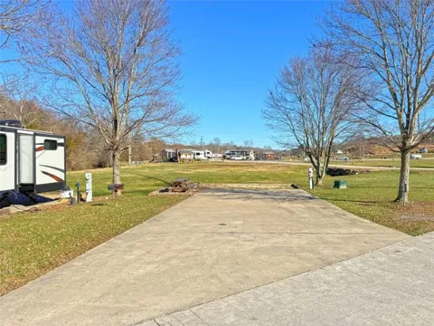 33 Mountain Meadows Circle