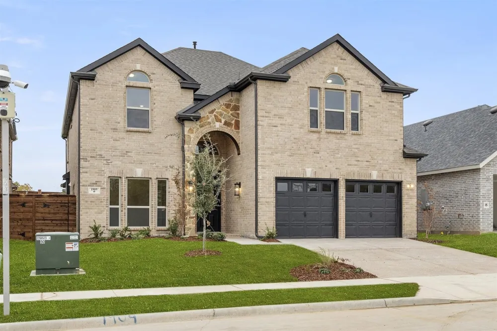 1909 Fall Creek Cove Mesquite, TX 75181
