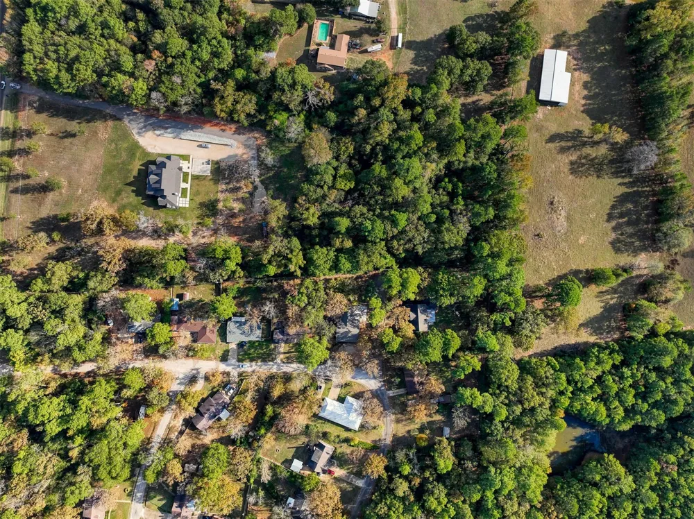 408 Robinhood Circle Crockett, TX 75835