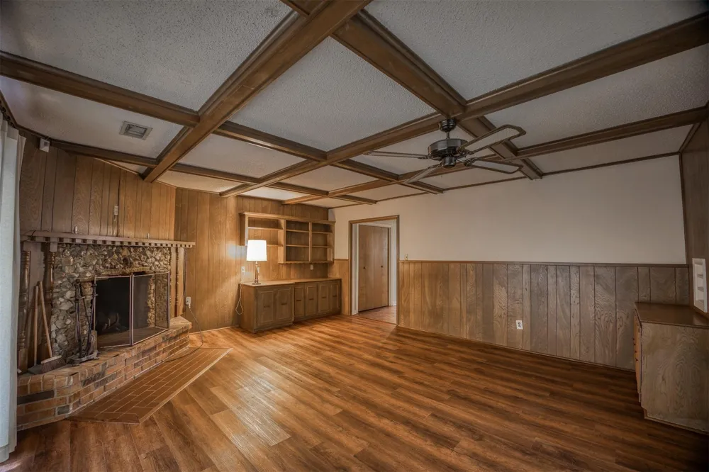 408 Robinhood Circle Crockett, TX 75835
