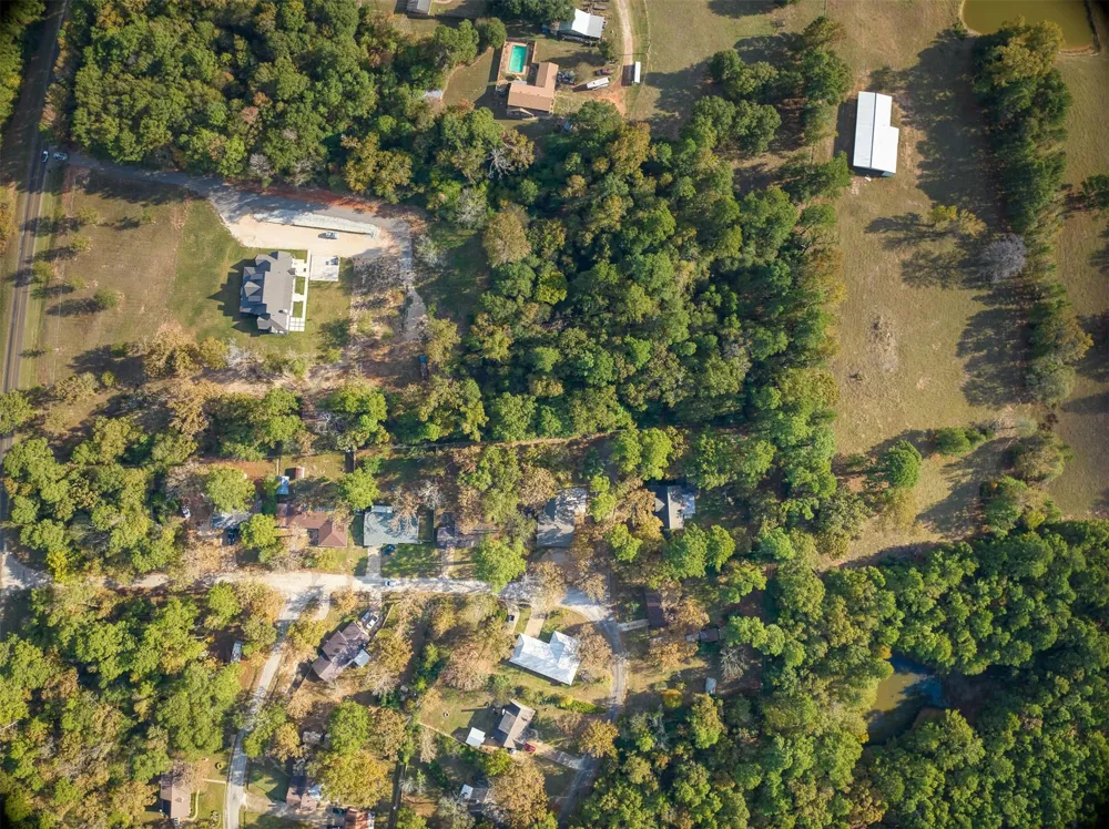 408 Robinhood Circle Crockett, TX 75835