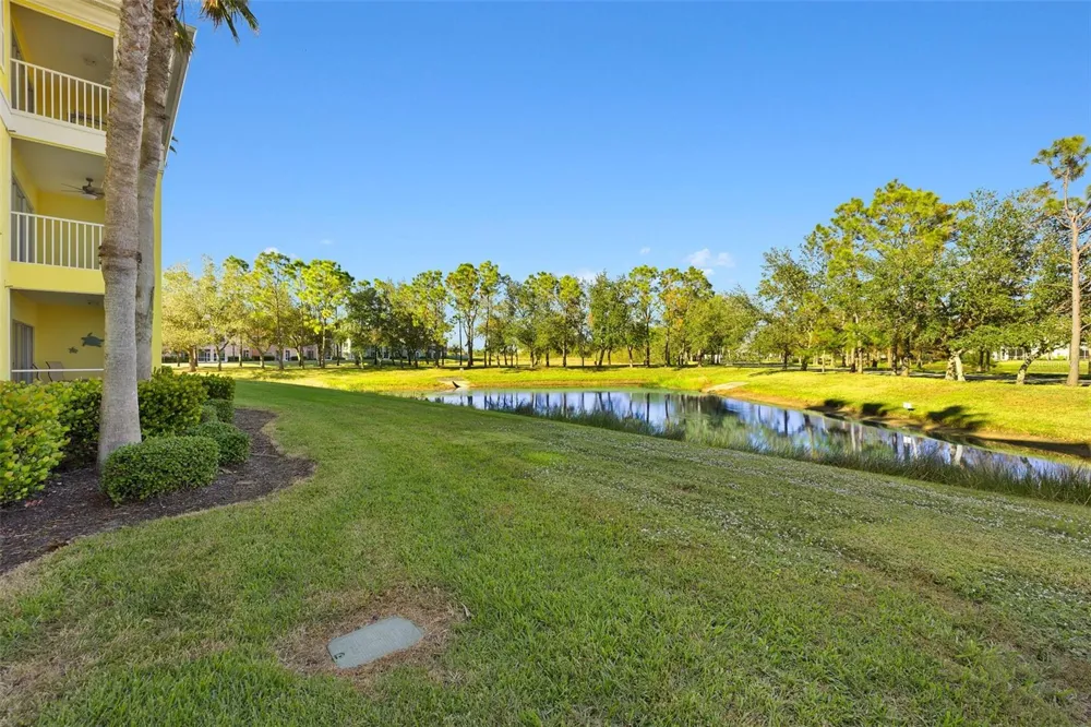 2060 WILLOW HAMMOCK CIRCLE #D304 Punta Gorda, FL 33983