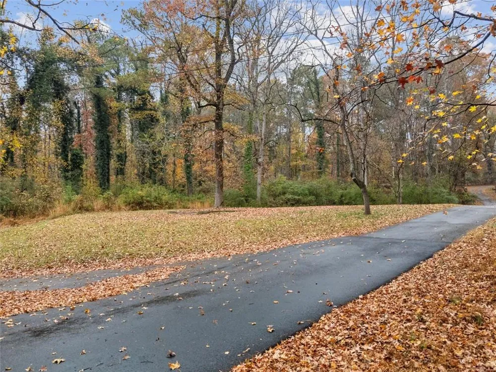 3116 MH BATESVILLE ROAD Woodstock, GA 30188
