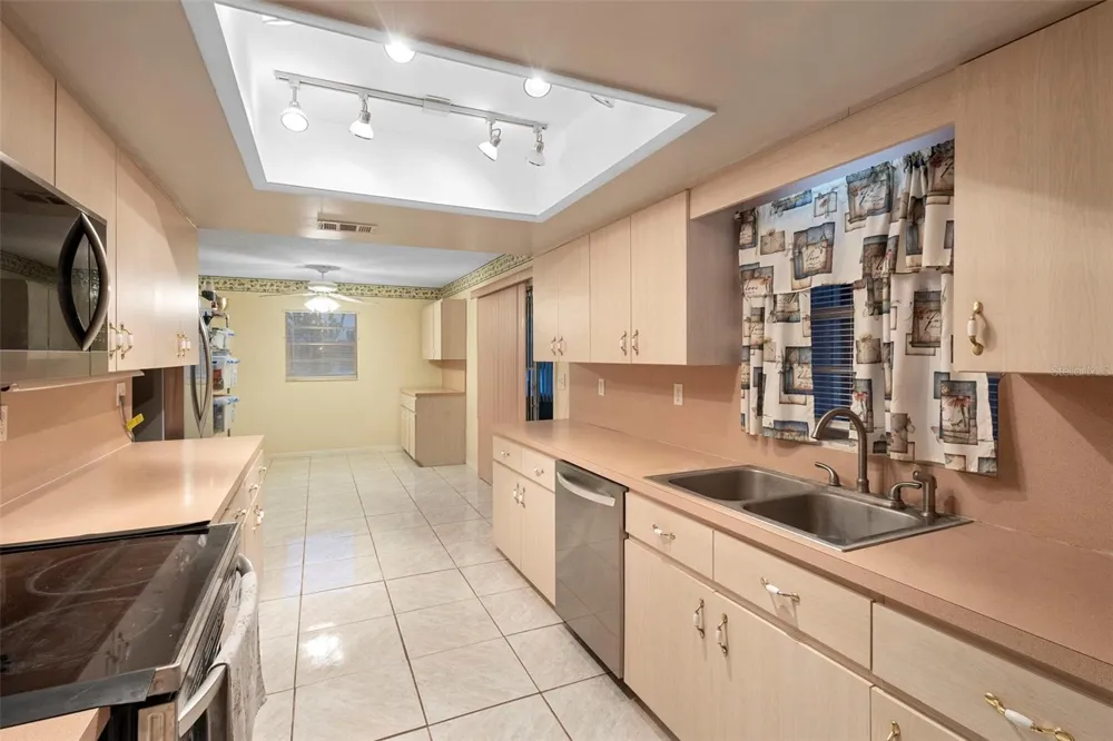 630 GRAND PLAZA DRIVE Orange City, FL 32763