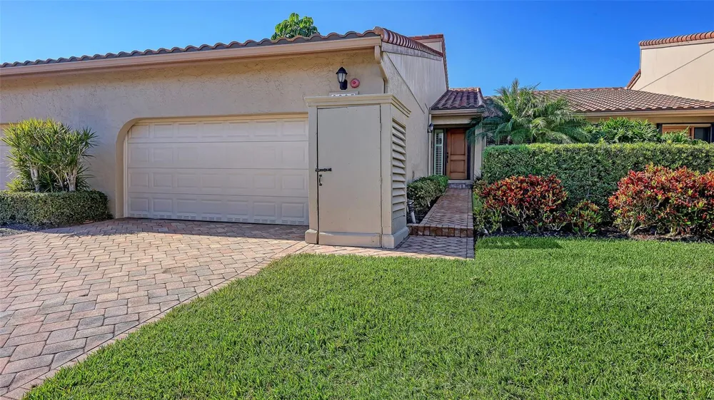 2367 HARBOUR OAKS DRIVE