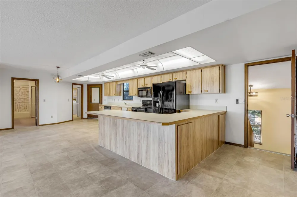 824 EEL AVENUE New Smyrna Beach, FL 32169
