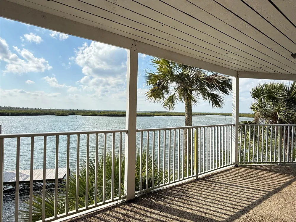 824 EEL AVENUE New Smyrna Beach, FL 32169