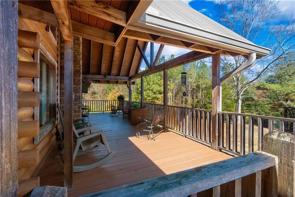 1466 County Rd 59 Roanoke, AL 36274