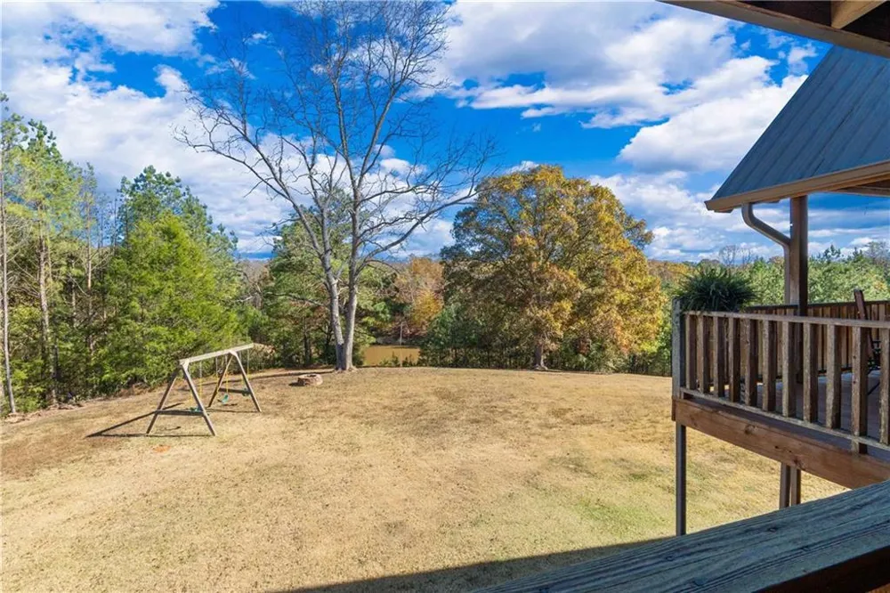 1466 County Rd 59 Roanoke, AL 36274