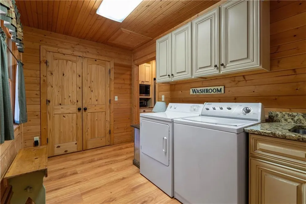 1466 County Rd 59 Roanoke, AL 36274