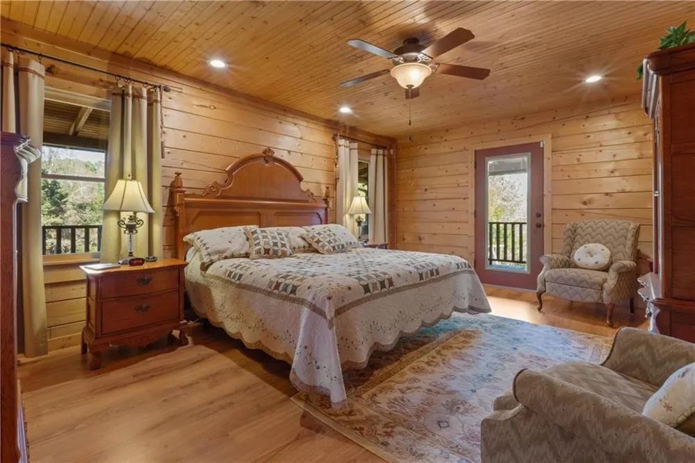 1466 County Rd 59 Roanoke, AL 36274