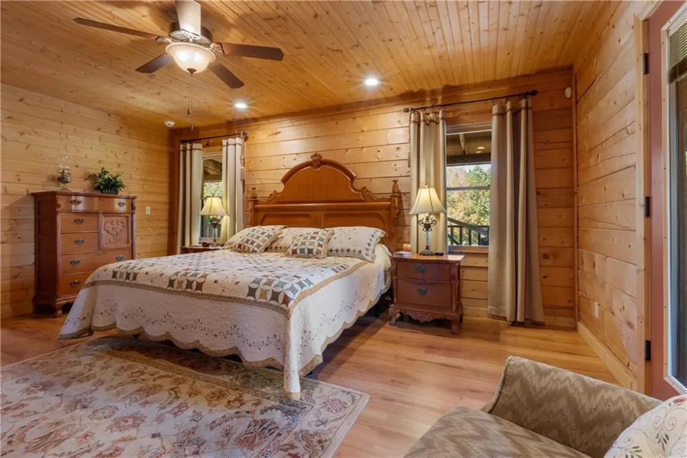 1466 County Rd 59 Roanoke, AL 36274