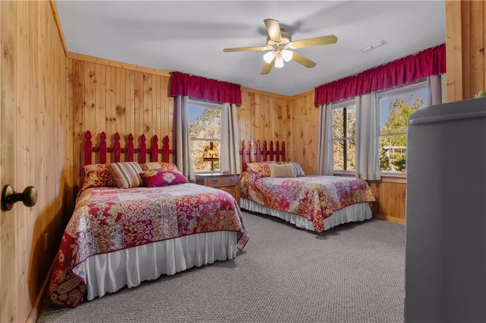 1466 County Rd 59 Roanoke, AL 36274