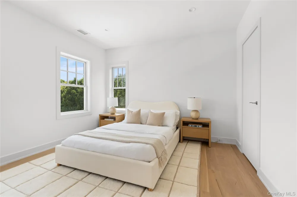 100 Narrow Lane Southampton, NY 11968