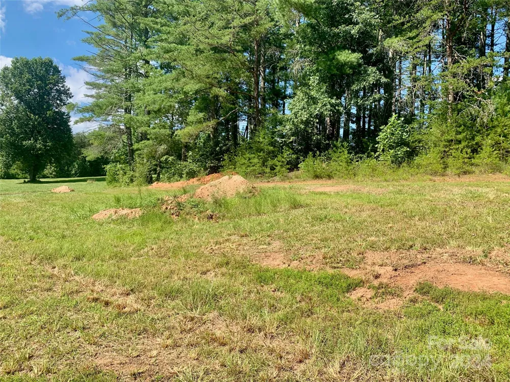 2.81 acres, 4098 Derbyshire Lane #G32 Lenoir, NC 28645