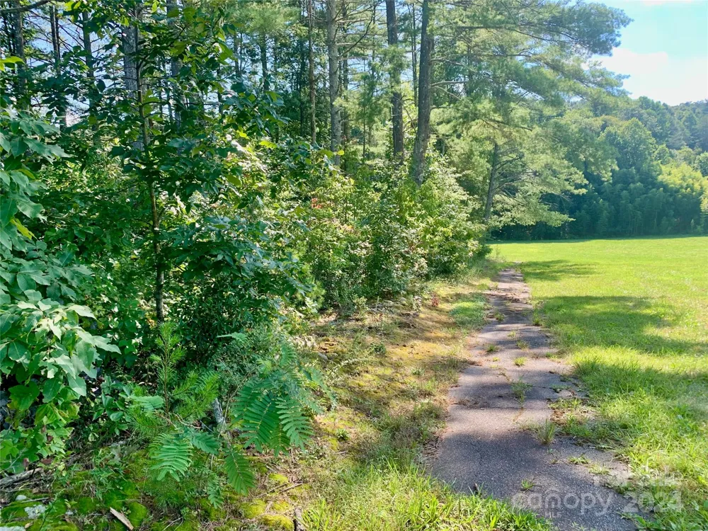 2.81 acres, 4098 Derbyshire Lane #G32 Lenoir, NC 28645