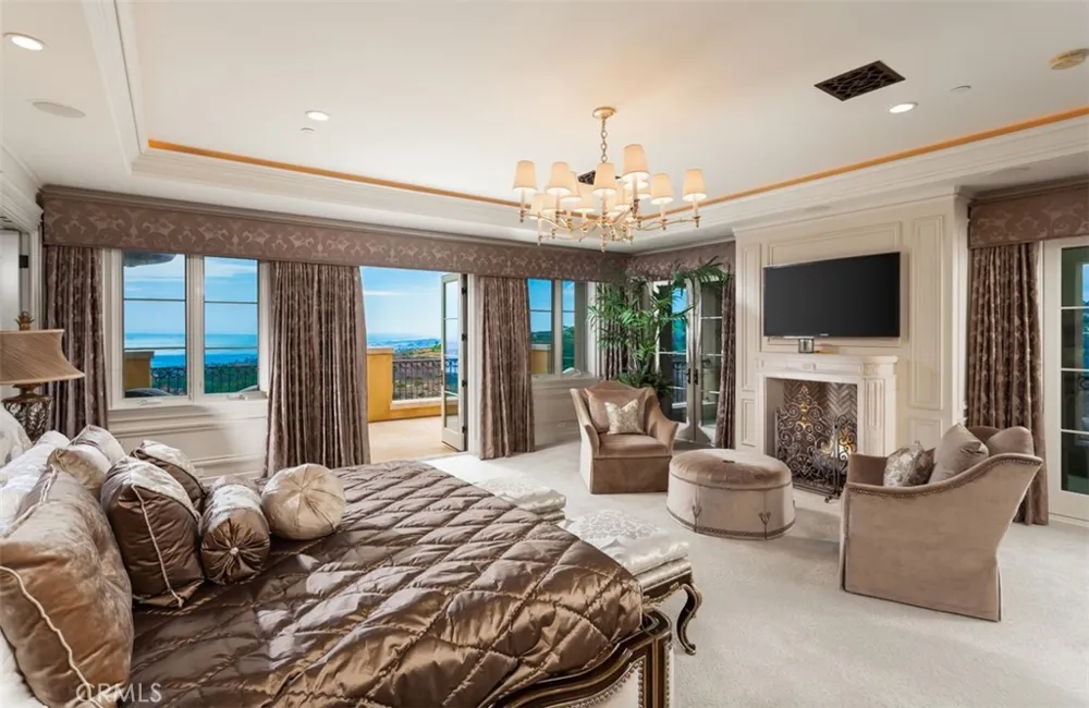 1 Shell Beach Newport Coast, CA 92657