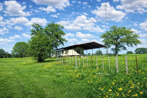 12811 E Us Highway 79
