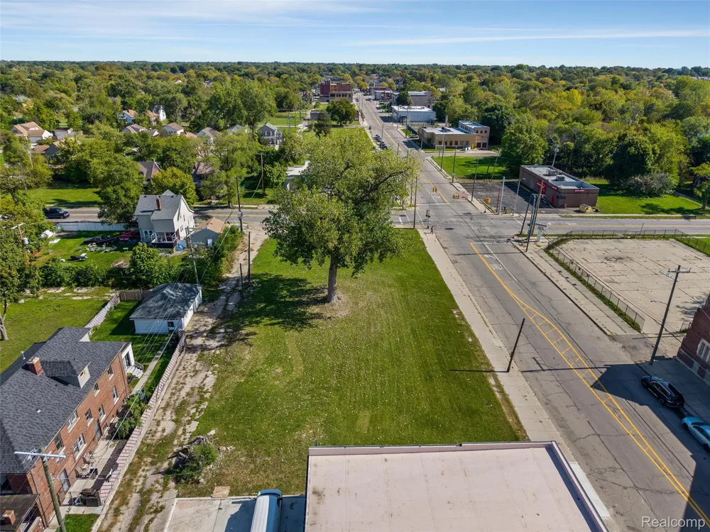 14345 Kercheval Street Detroit City, MI 48215