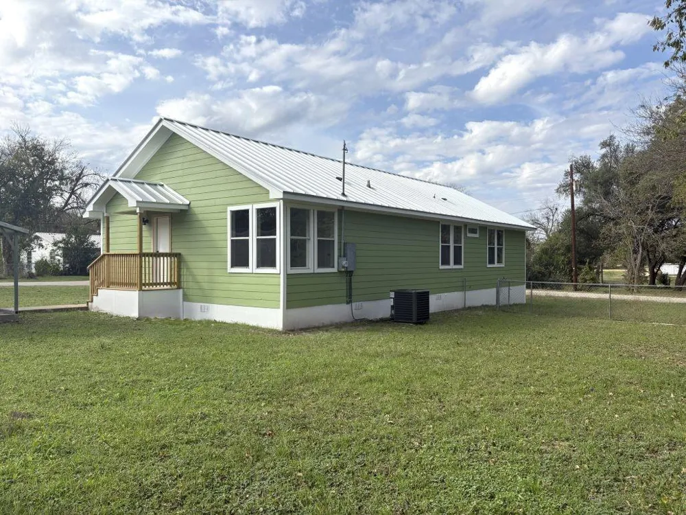 102 Terral Ct Cameron, TX 76520
