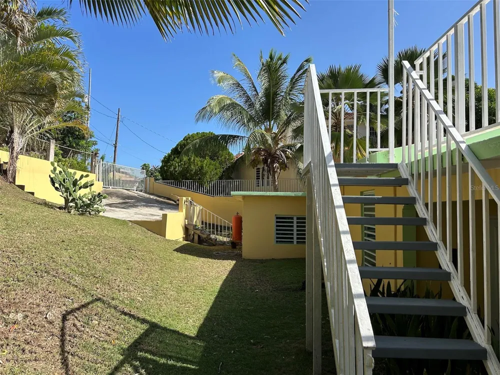 Number 28 DESTINO Vieques, PR 00765