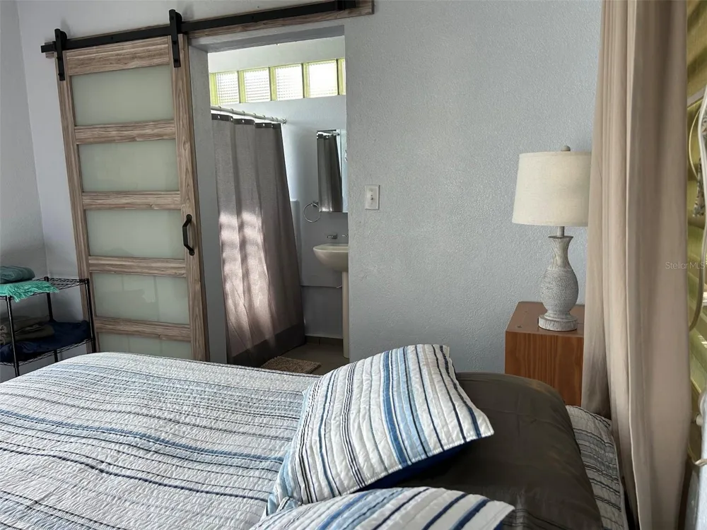 Number 28 DESTINO Vieques, PR 00765