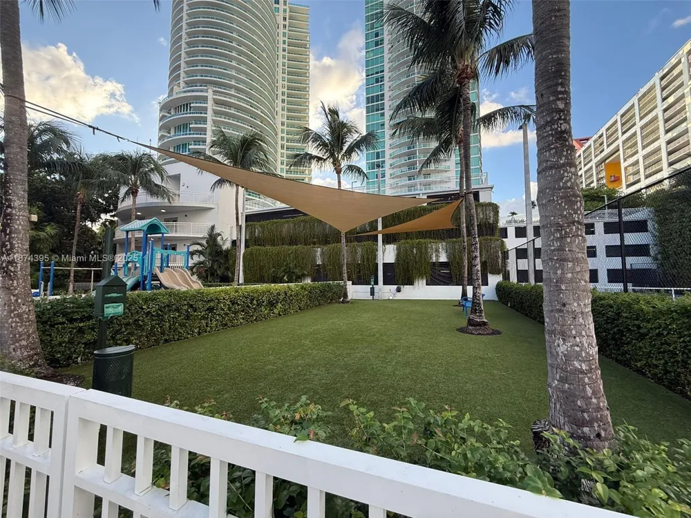 2101 Brickell Ave #508 Miami, FL 33129