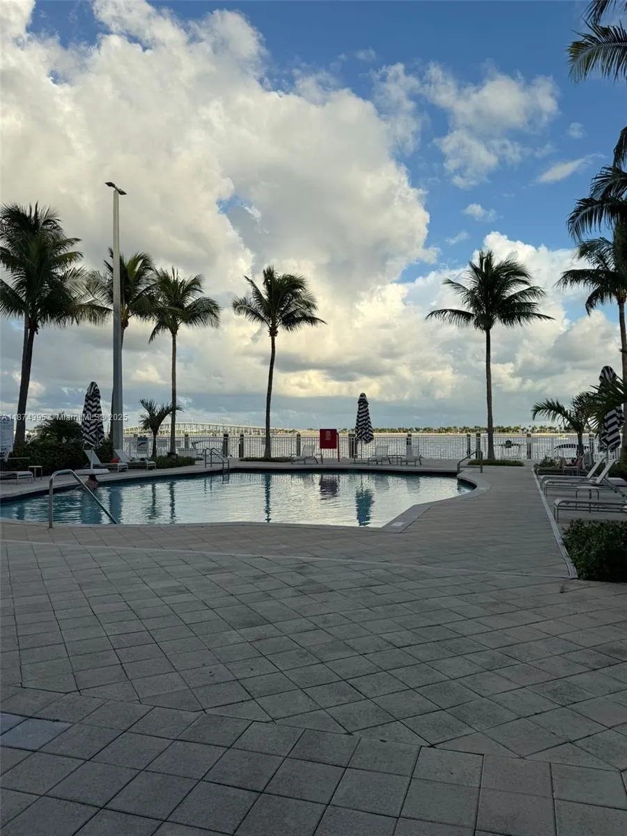 2101 Brickell Ave #508 Miami, FL 33129