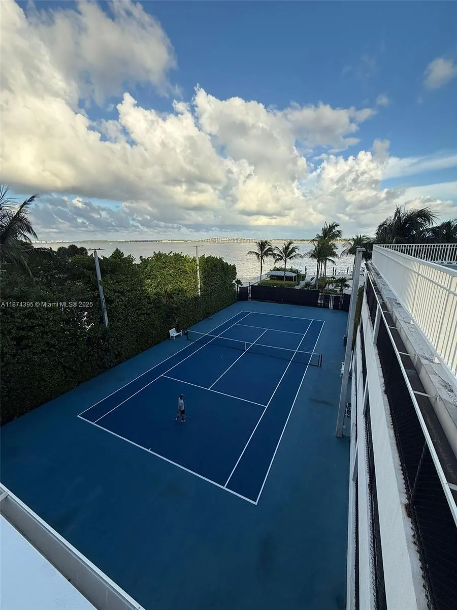 2101 Brickell Ave #508 Miami, FL 33129