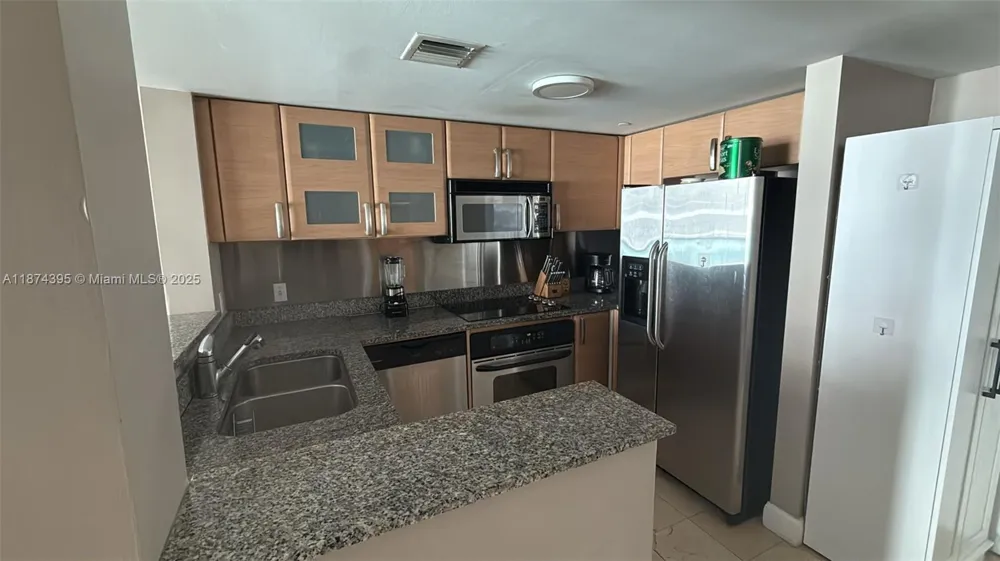 2101 Brickell Ave #508 Miami, FL 33129