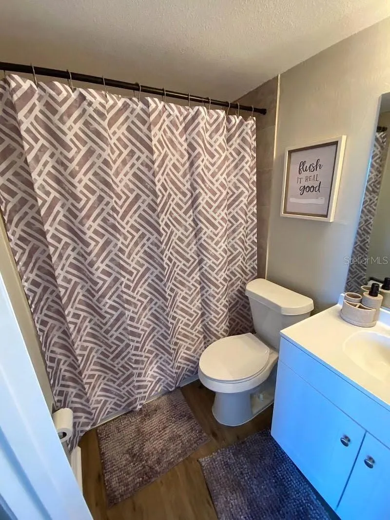 6060 VILLAGE CIRCLE #6060 Orlando, FL 32822