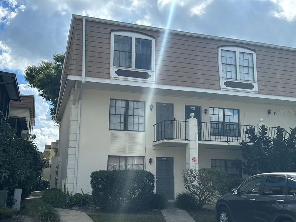6060 VILLAGE CIRCLE #6060 Orlando, FL 32822