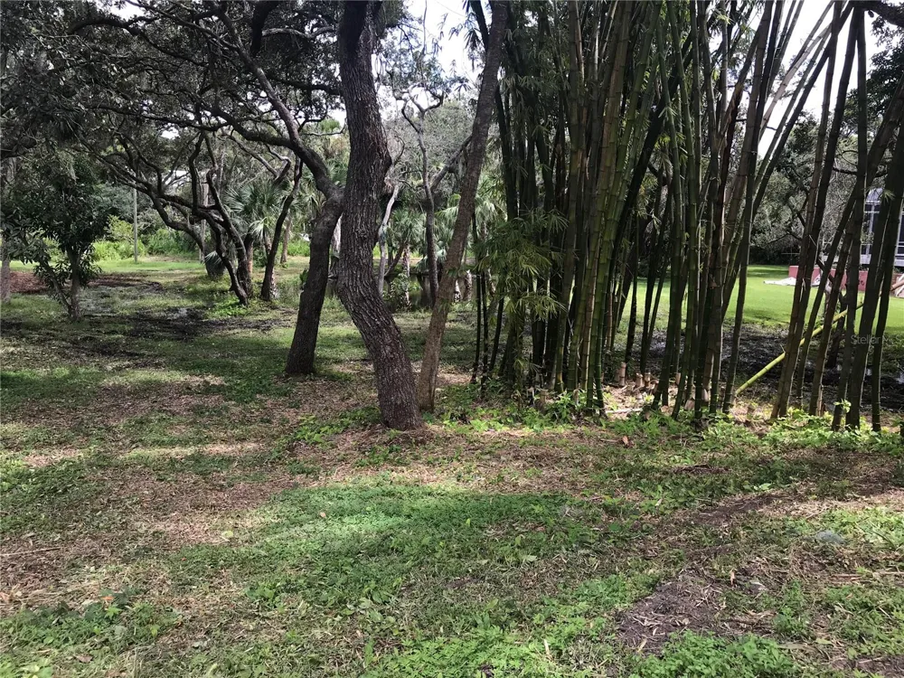 4407 S SHADE AVENUE Sarasota, FL 34231
