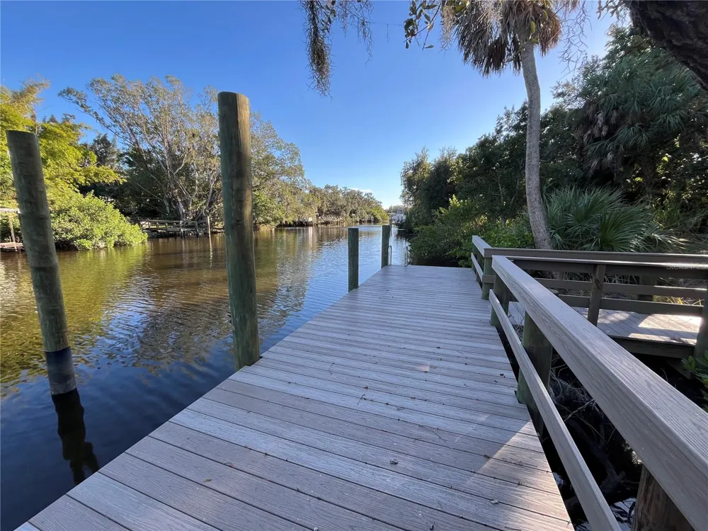 4407 S SHADE AVENUE Sarasota, FL 34231