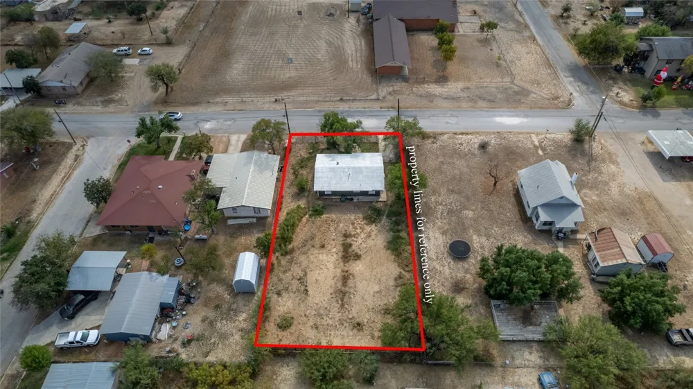 315 E Bexar Street Crystal City, TX 78839